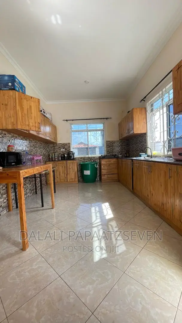 3bdrm House in Dalalipapaatzseven, Mbweni for rent