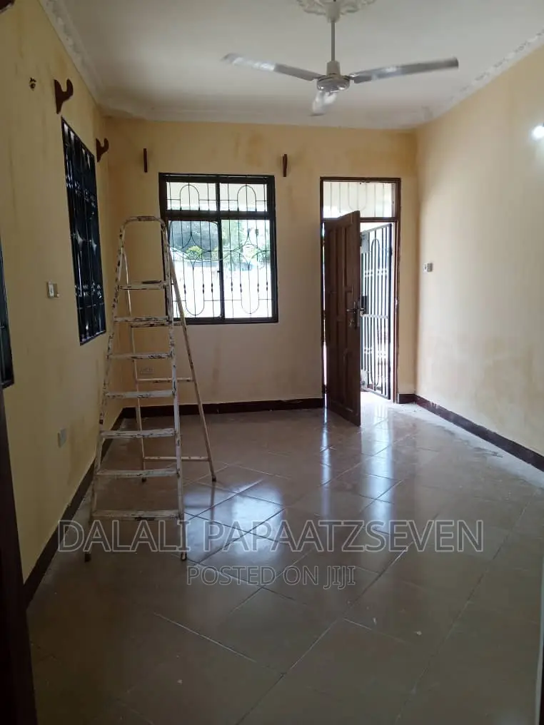 2bdrm Apartment in Dalalipapaatzseven, Kinondoni for rent