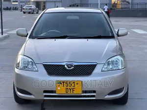 Toyota Corolla RunX 2005 Gold