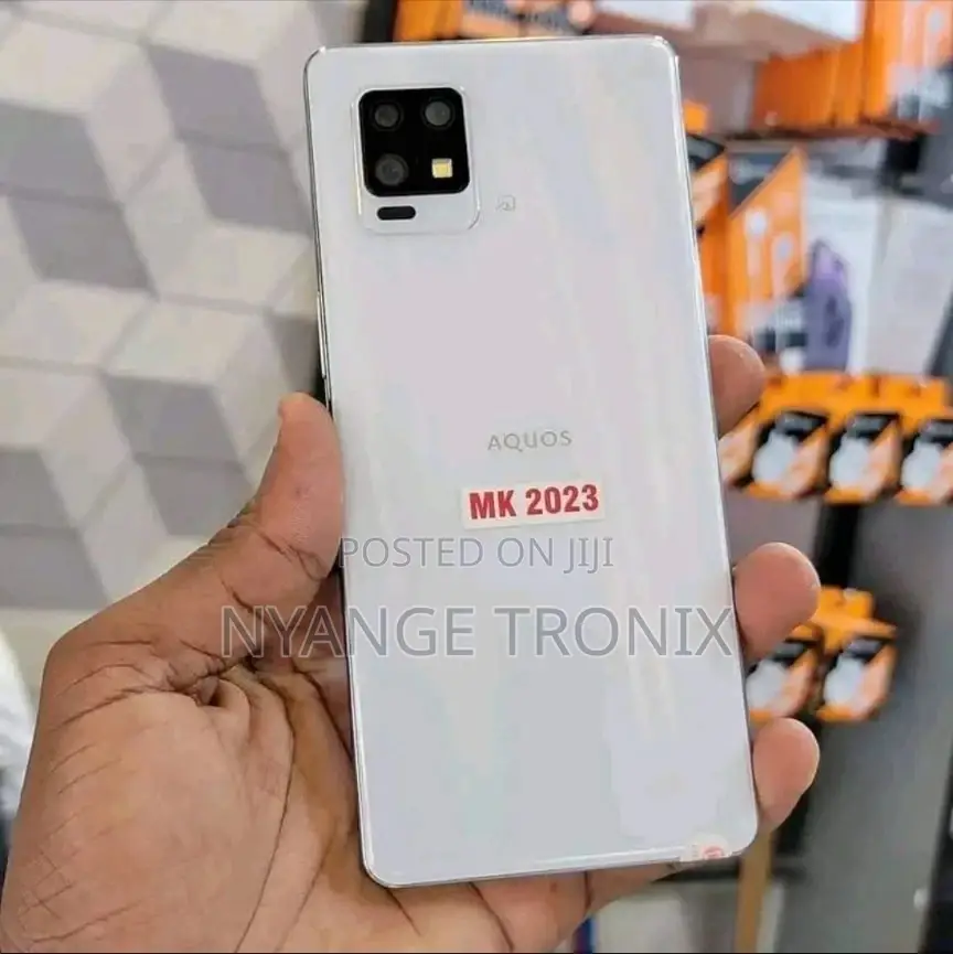 Mobile Phone 128 GB