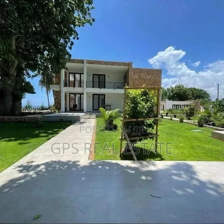 4bdrm House in Bahari Beach, Kinondoni for sale