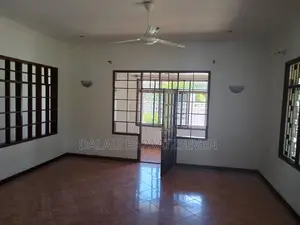 3bdrm House in Dalalipapaatzseven, Kinondoni for rent