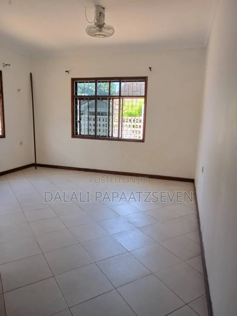 3bdrm House in Dalalipapaatzseven, Kinondoni for rent