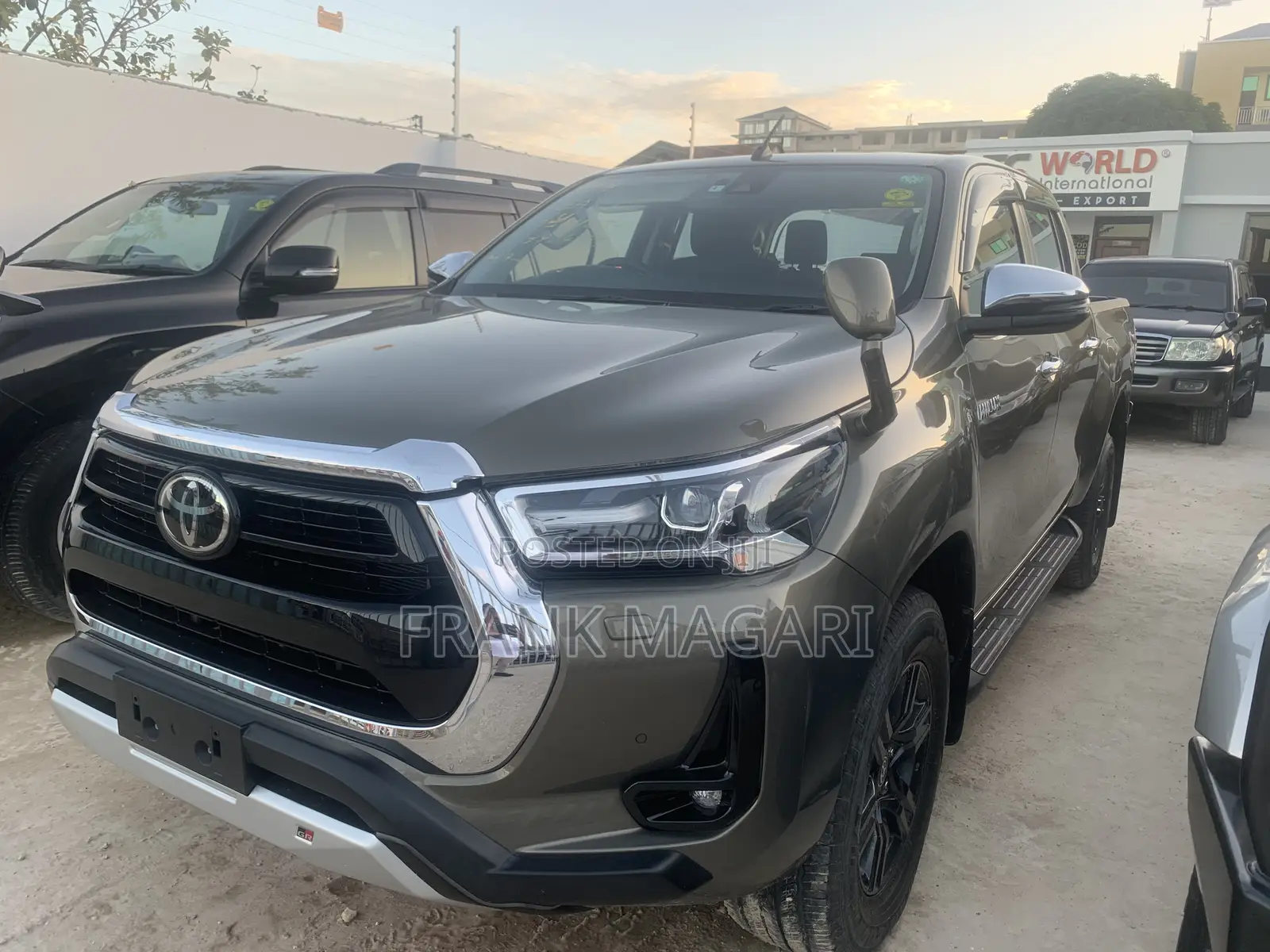 Toyota Hilux 2021 Gray