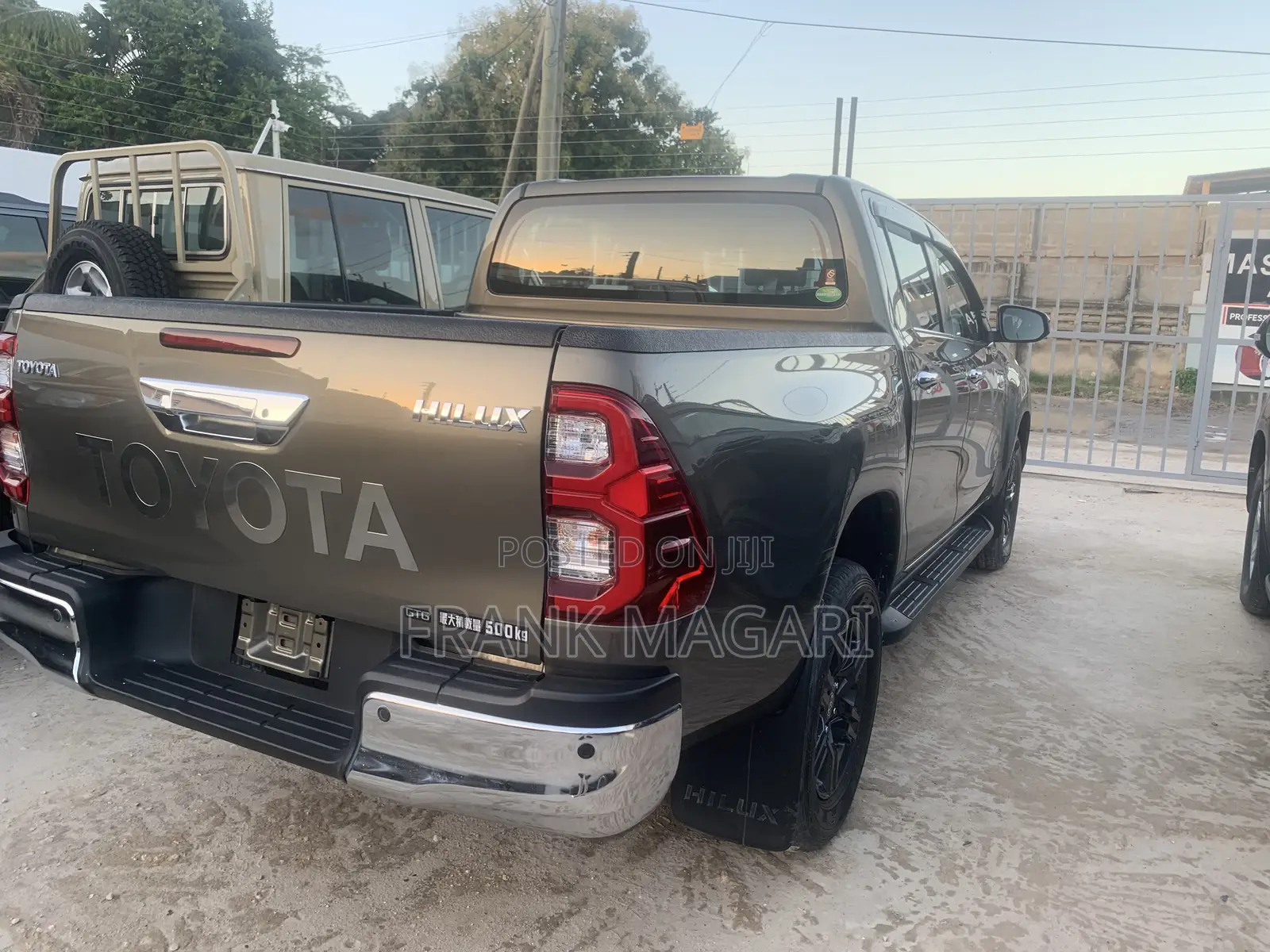 Toyota Hilux 2021 Gray