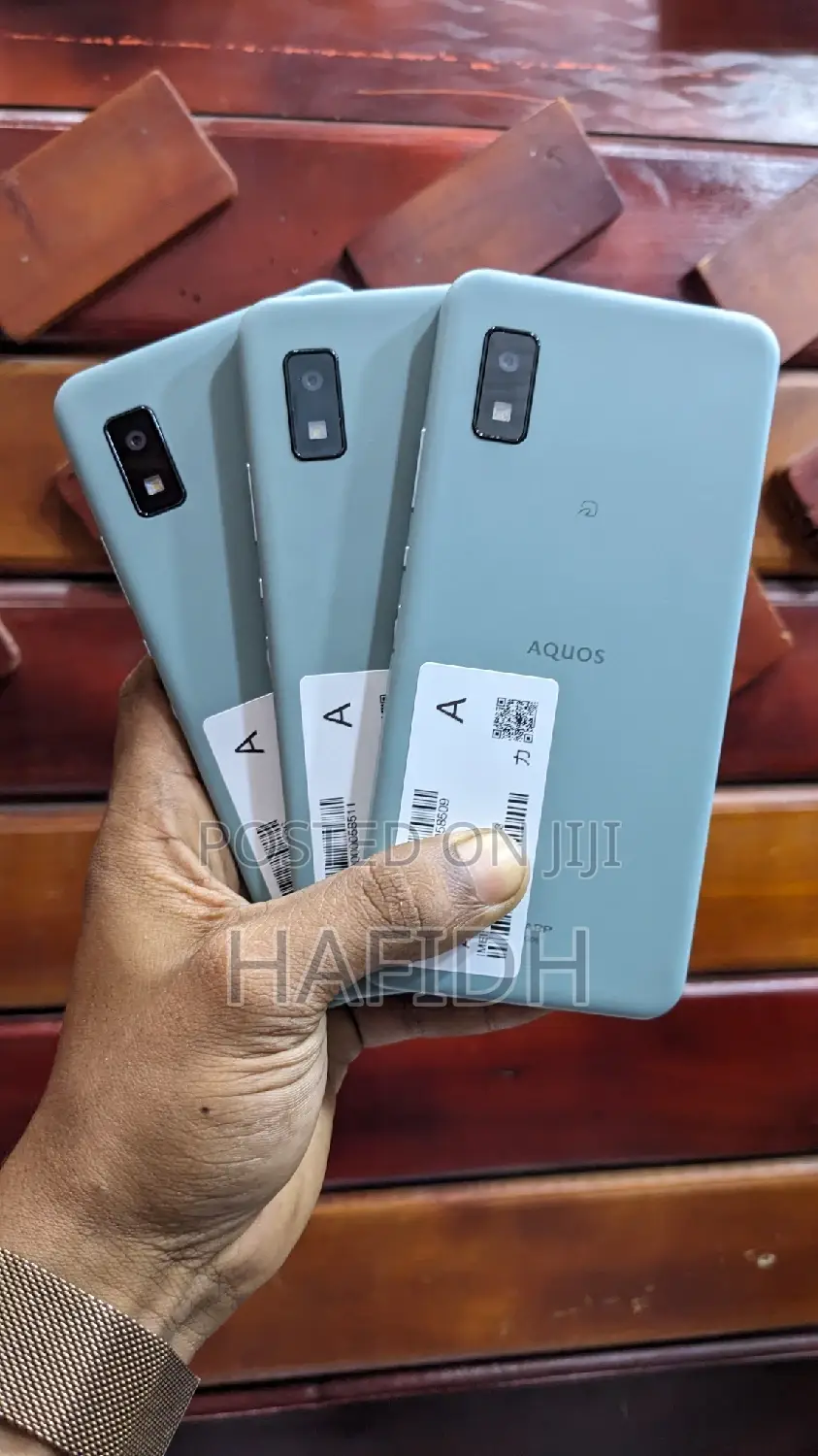 New Sharp Aquos wish 64 GB Green