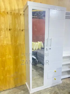 Kabati La Nguo