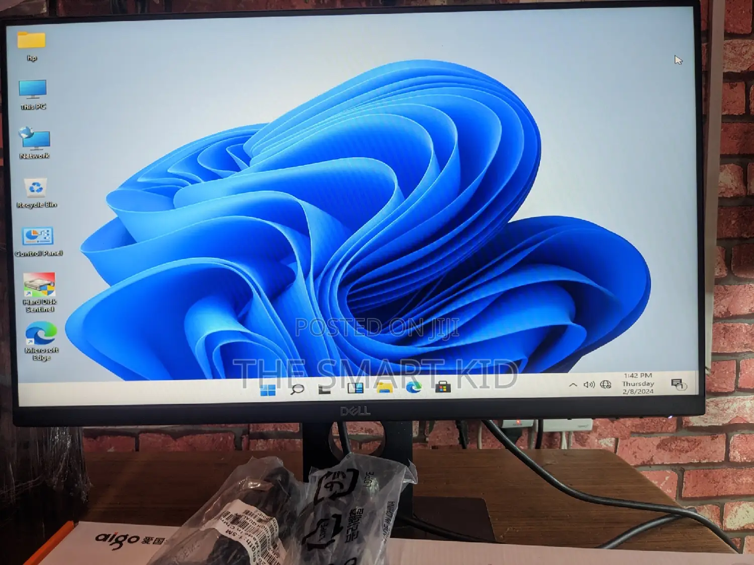 Complete Desktop Machines Intel Corei5, 23 Inch Frameless