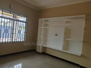 3bdrm Apartment in Dalalipapaatzseven, Mbweni for rent