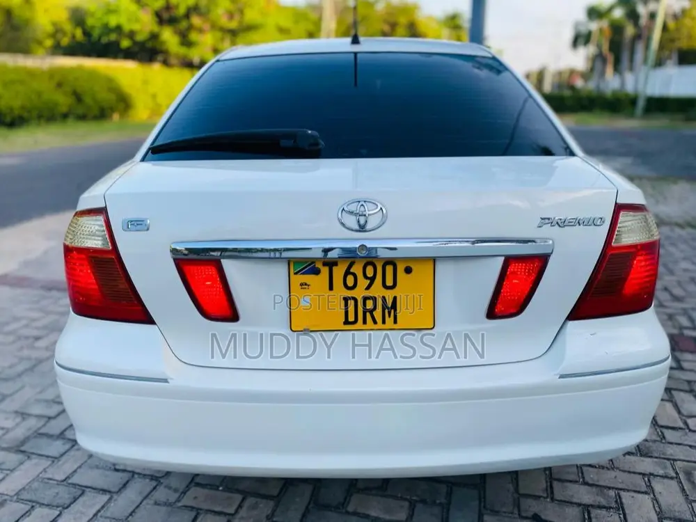 Toyota Premio 2005 White