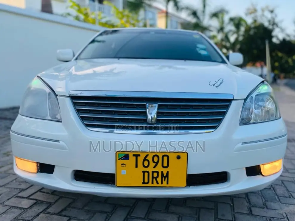 Toyota Premio 2005 White