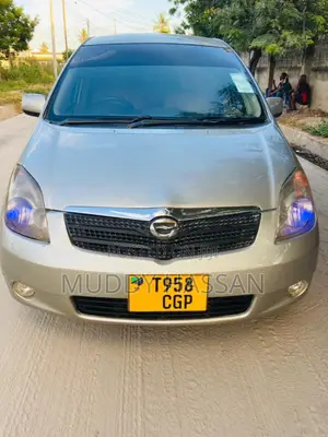 Toyota Corolla Spacio 2004 Silver