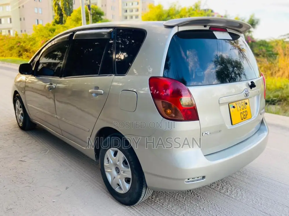 Toyota Corolla Spacio 2004 Silver