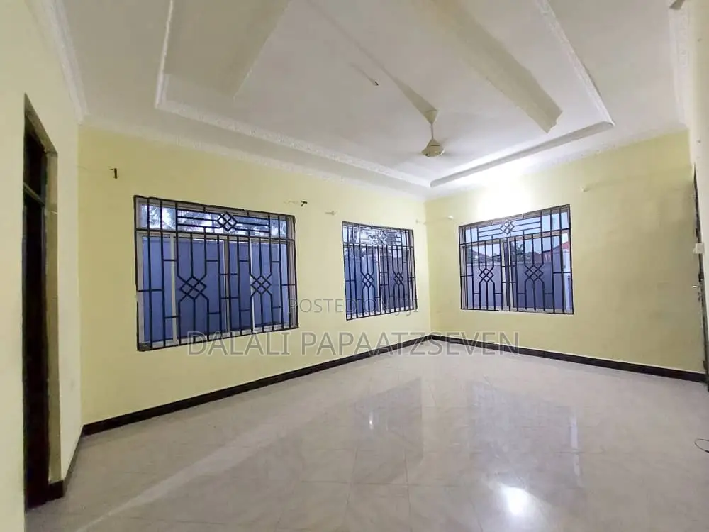 2bdrm House in Dalalipapaatzseven, Kimara for rent