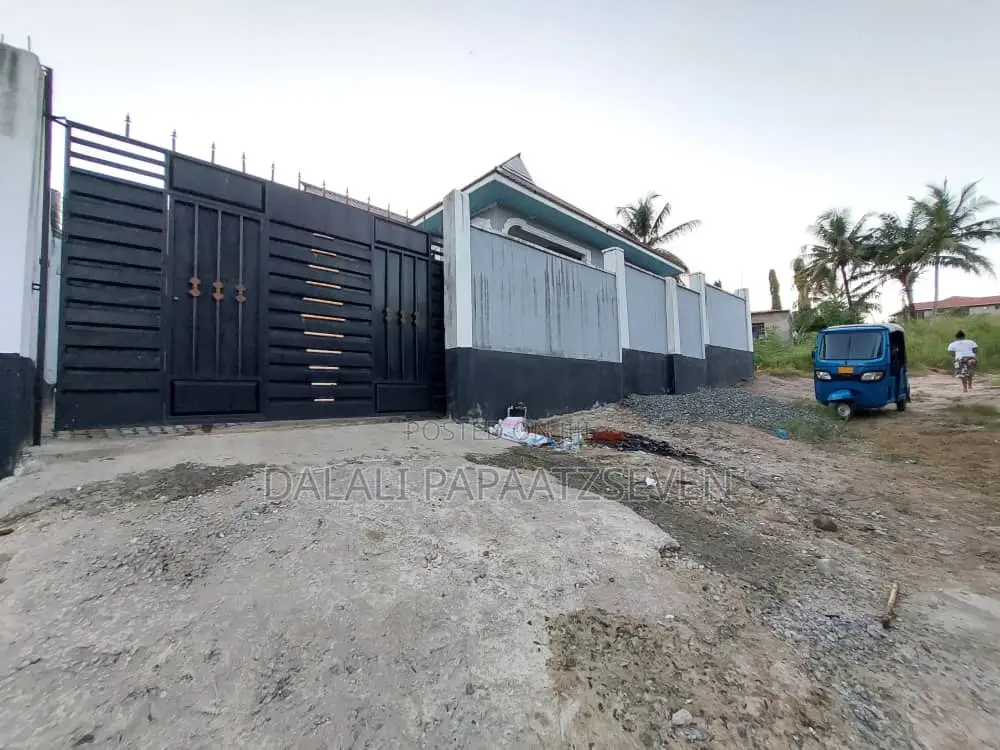 2bdrm House in Dalalipapaatzseven, Kimara for rent