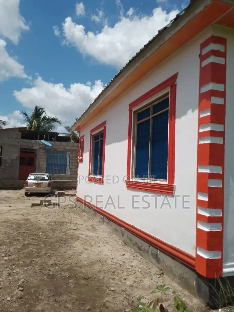 2bdrm House in Chanika Zingiziwa, Ilala for sale