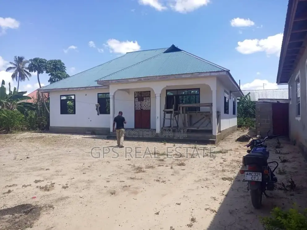 3bdrm House in Vikindu, Temeke for sale