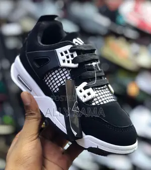 Kids Unisex Sneakers Jordan4