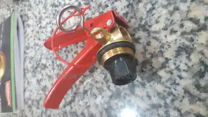 Lock Valve Fire Extinguisher ( Dry Powder)