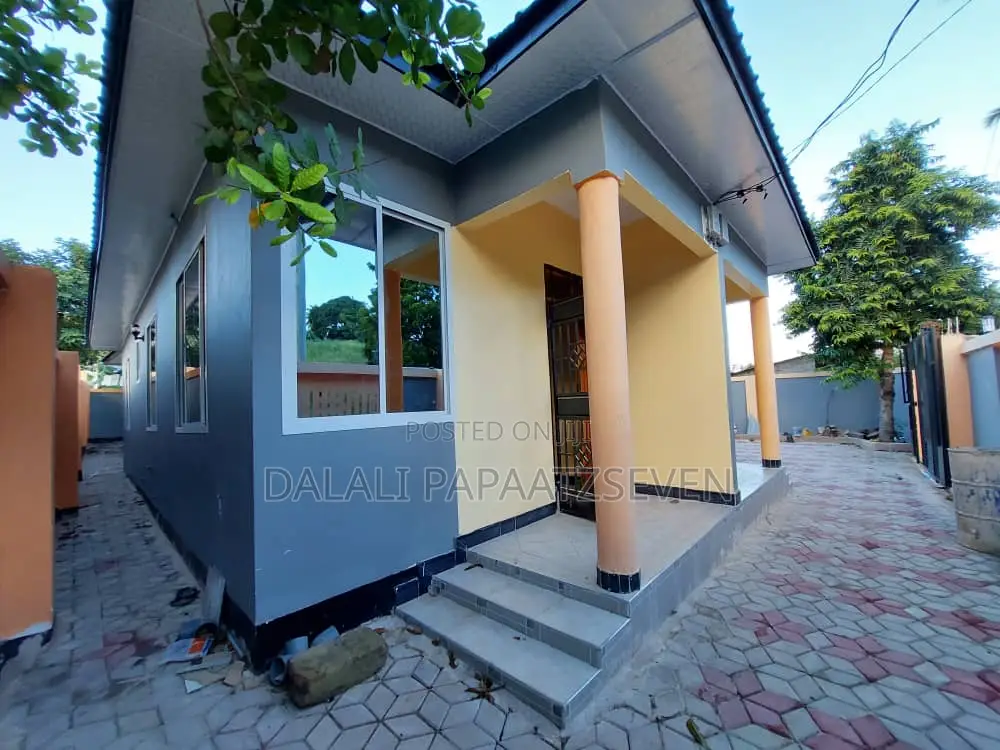 1bdrm Apartment in Dalalipapaatzseven, Kimara for rent