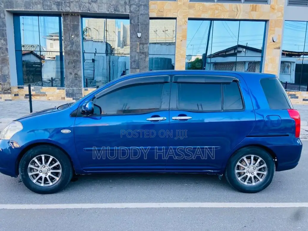 Toyota Raum 2006 Blue
