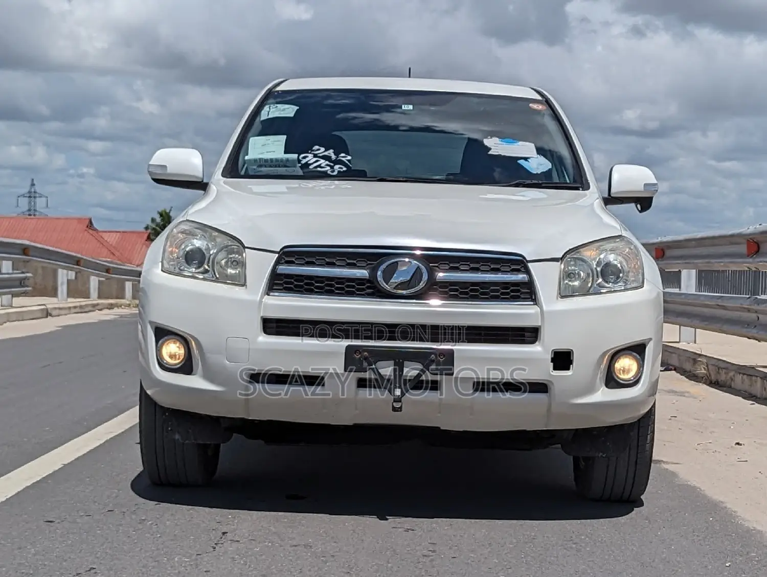 Toyota RAV4 2010 White