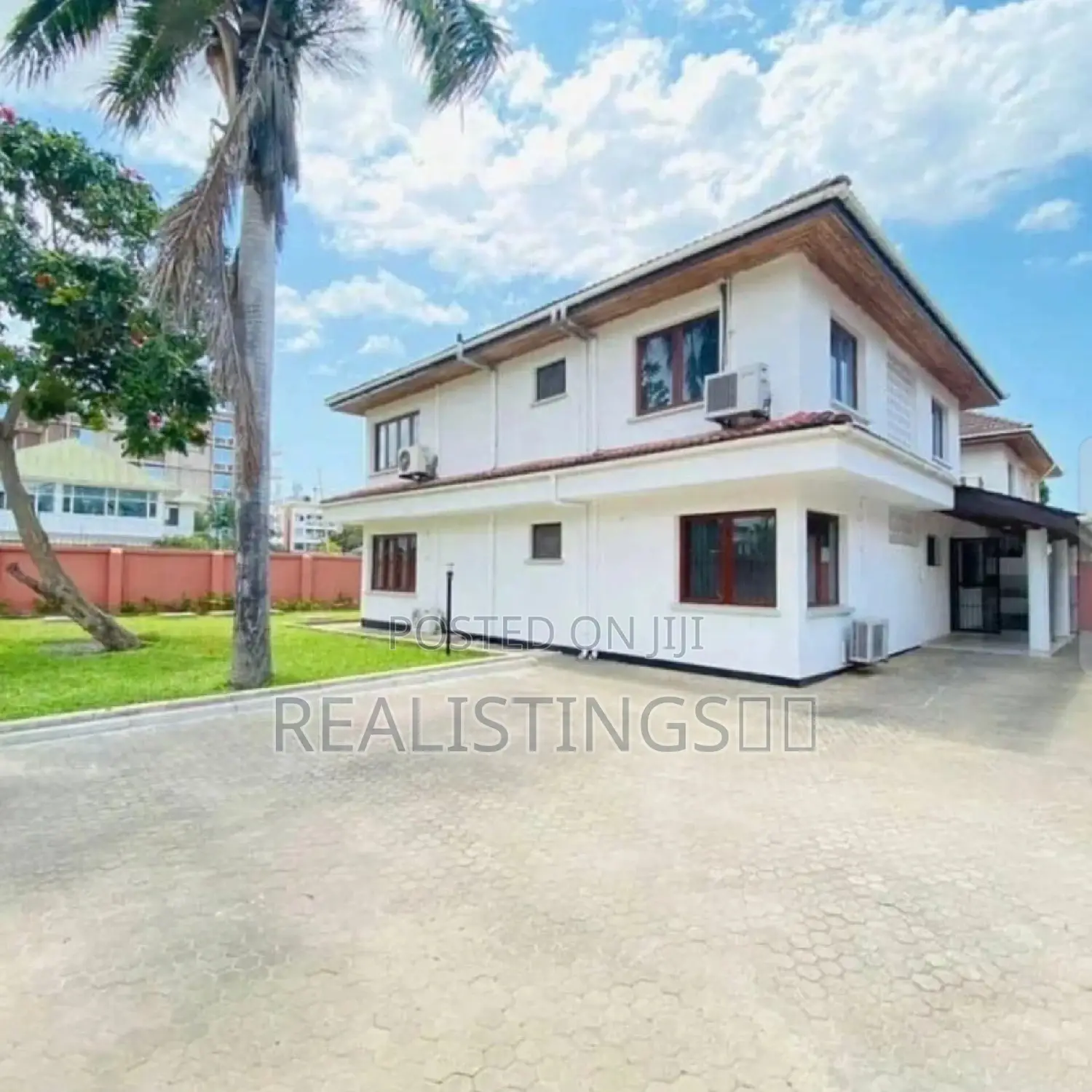 5bdrm Mansion in Mikocheni for sale