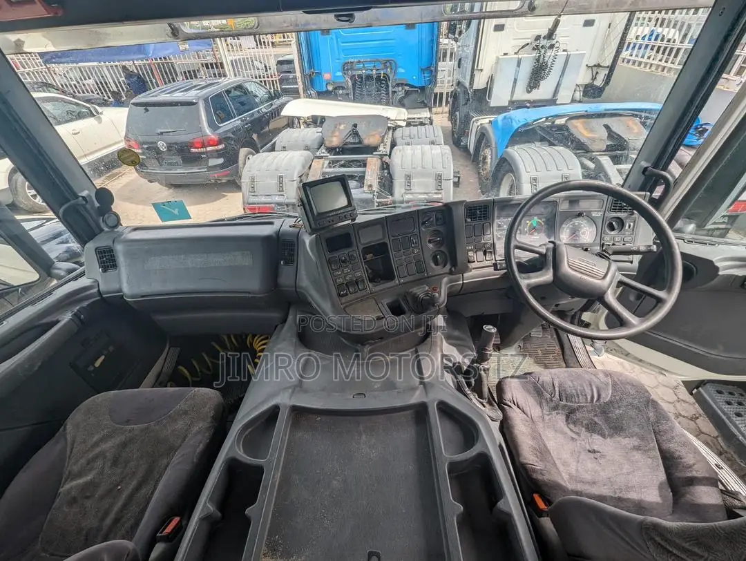Scania Interlink 2000 White