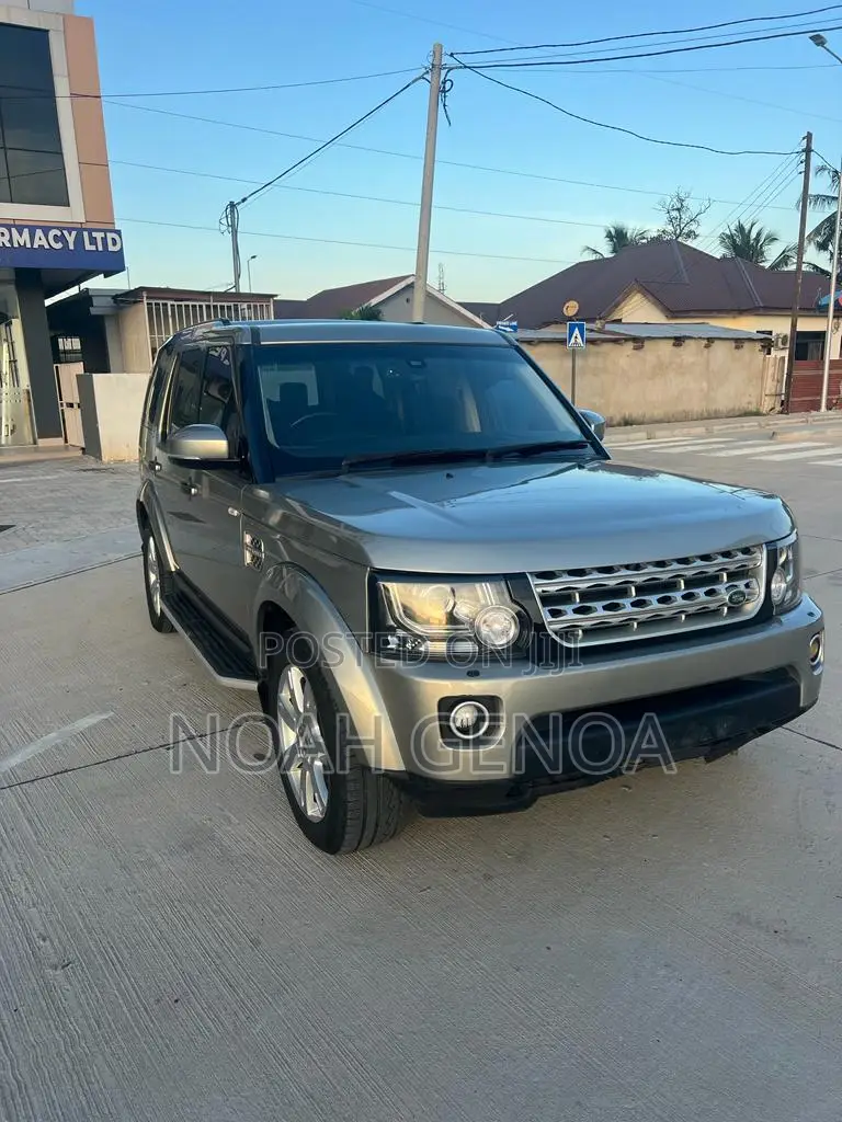 Land Rover Discovery 2010 Gray