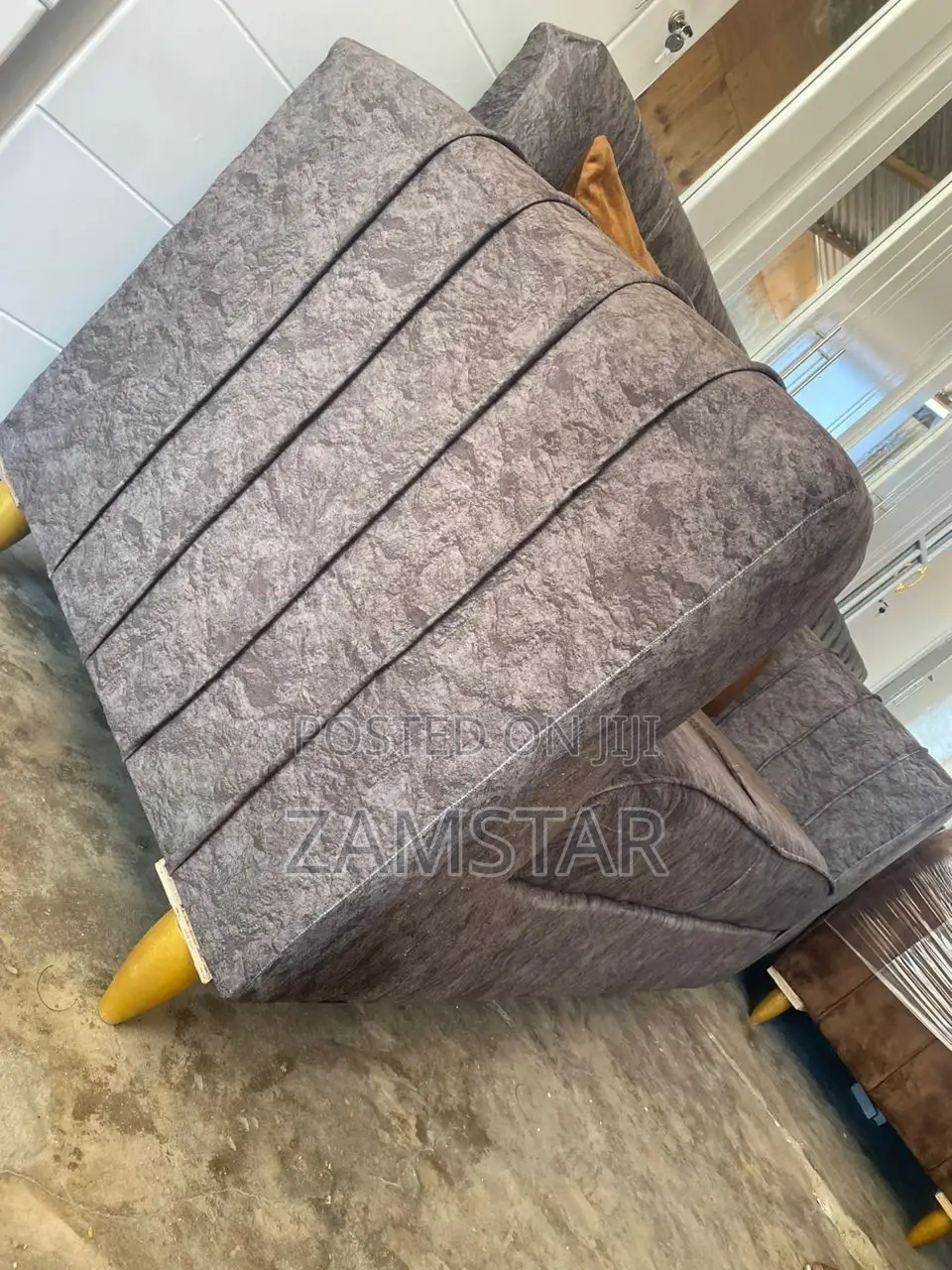 Sofa La Watu Wawili