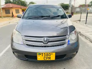 Toyota IST 2003 Gray