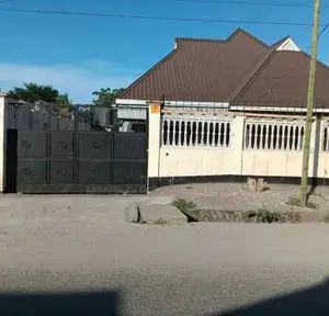 3bdrm House in Kinondoni for rent