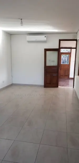 10bdrm House in Masaki for rent
