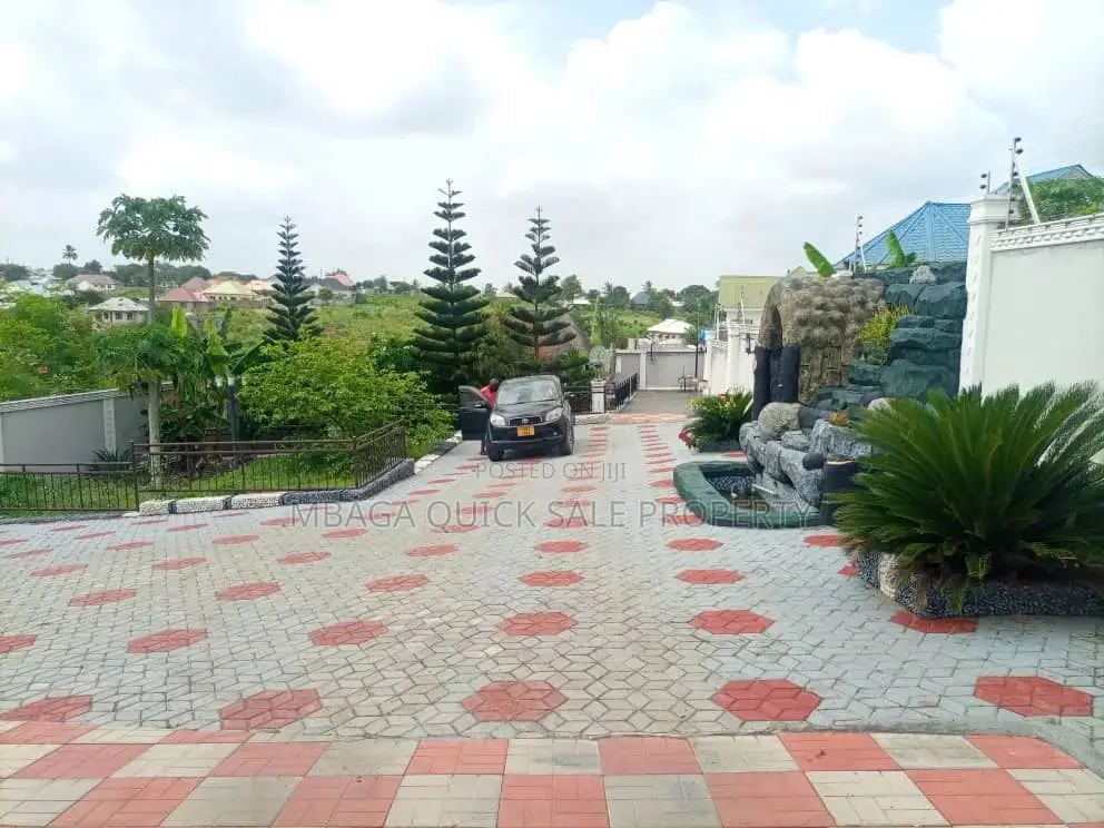 3bdrm House in Mbezi Msakuzi for rent