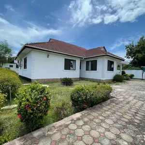 5bdrm House in Dalalipapaatzseven, Kinondoni for rent