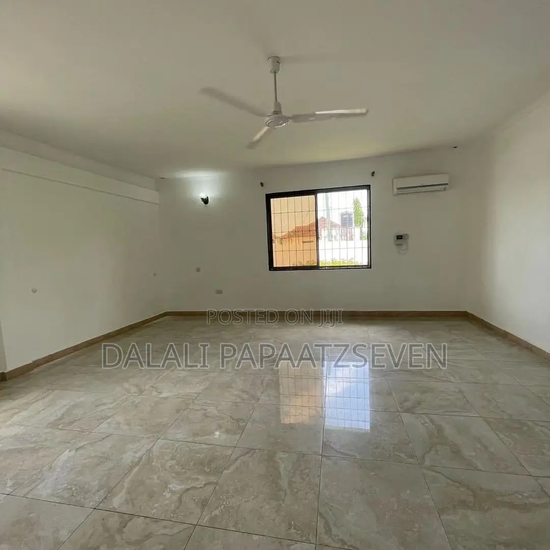 5bdrm House in Dalalipapaatzseven, Kinondoni for rent