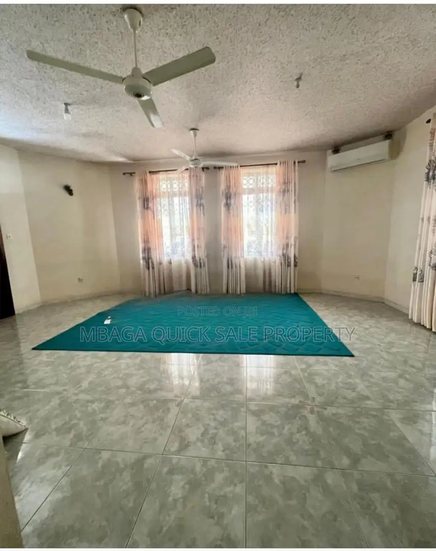 6bdrm House in Msasani for rent