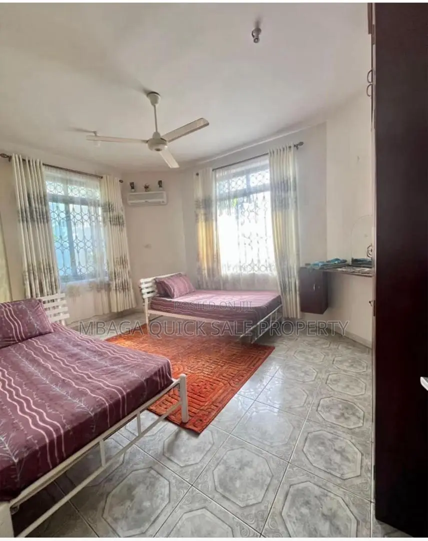 6bdrm House in Msasani for rent