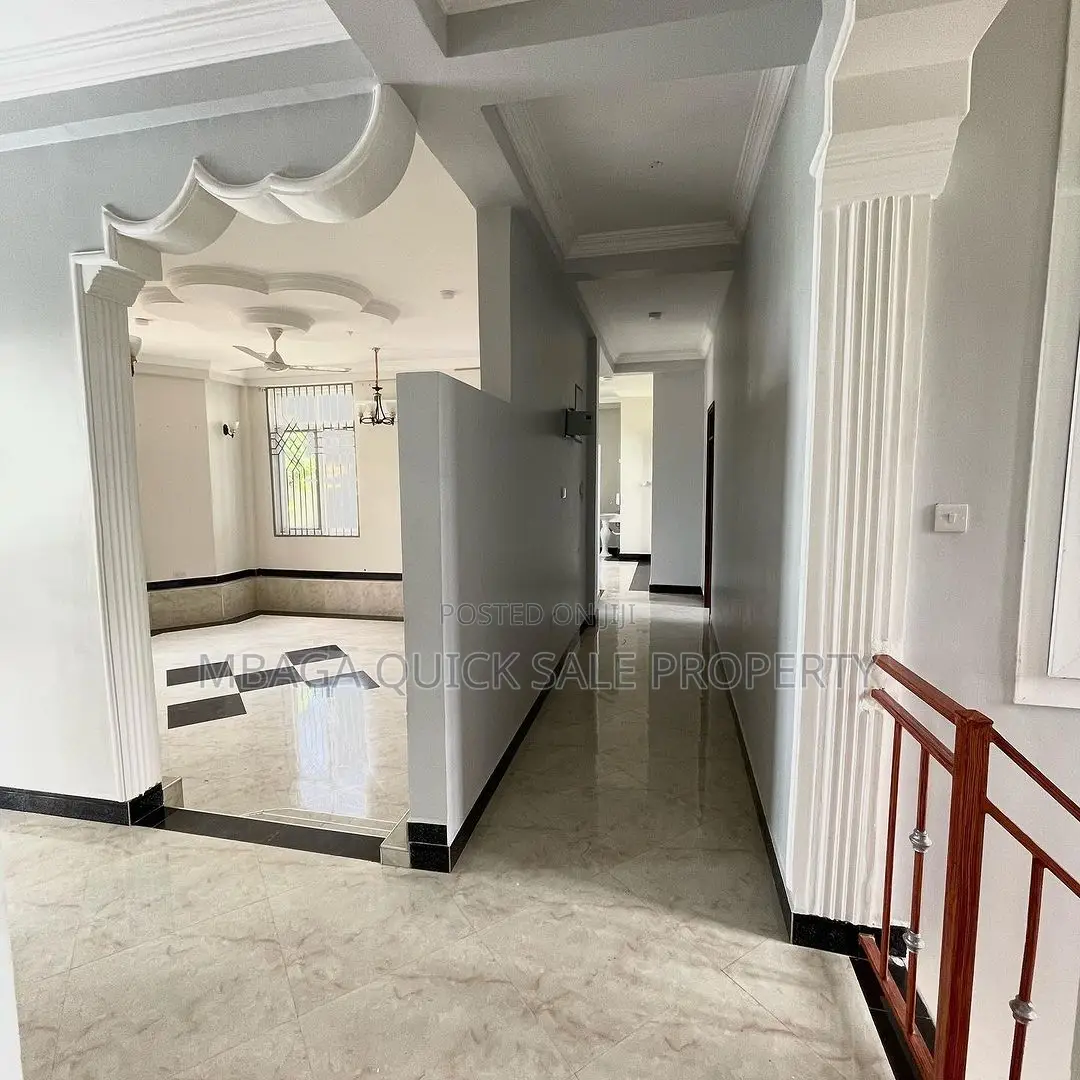 4bdrm House in Salasala, Mbezi for rent