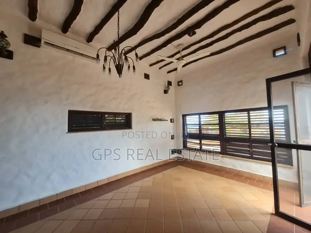 3bdrm House in Mbezi Beach Kidimbwi, Kinondoni for sale