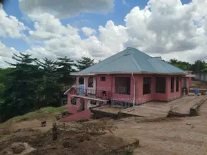 4bdrm House in Kinyerez Kibaga, Kinondoni for sale