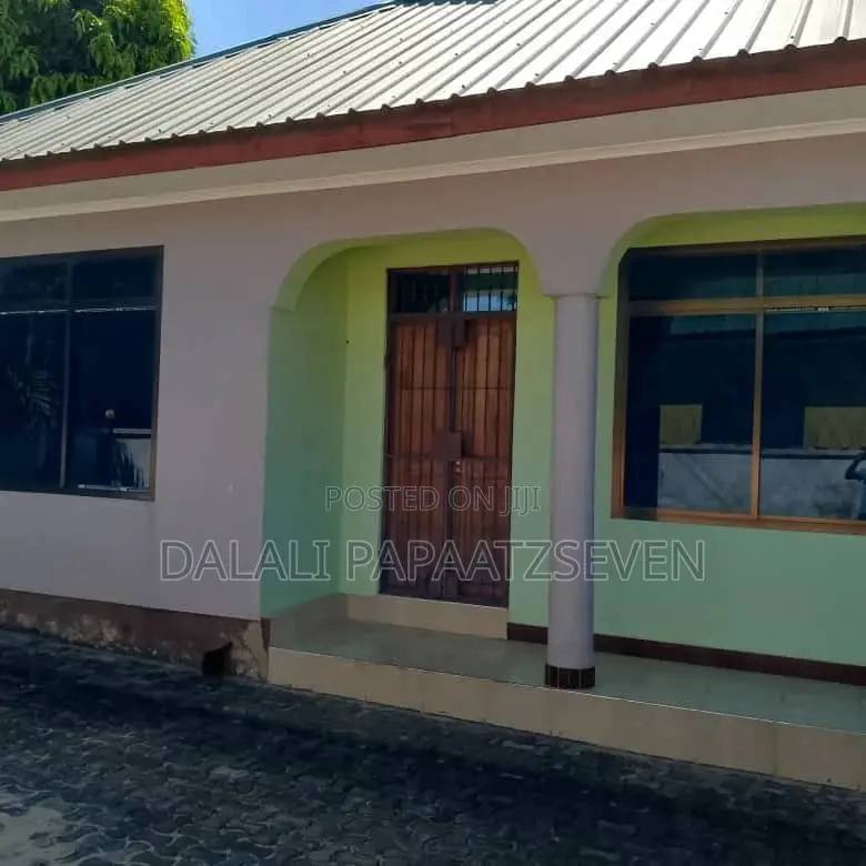 2bdrm House in Dalalipapaatzseven, Kinondoni for rent