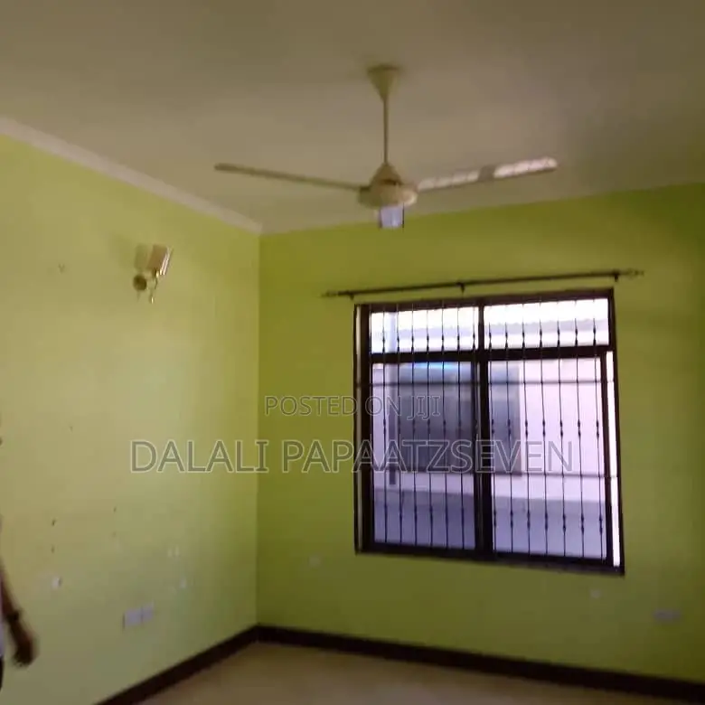 2bdrm House in Dalalipapaatzseven, Kinondoni for rent