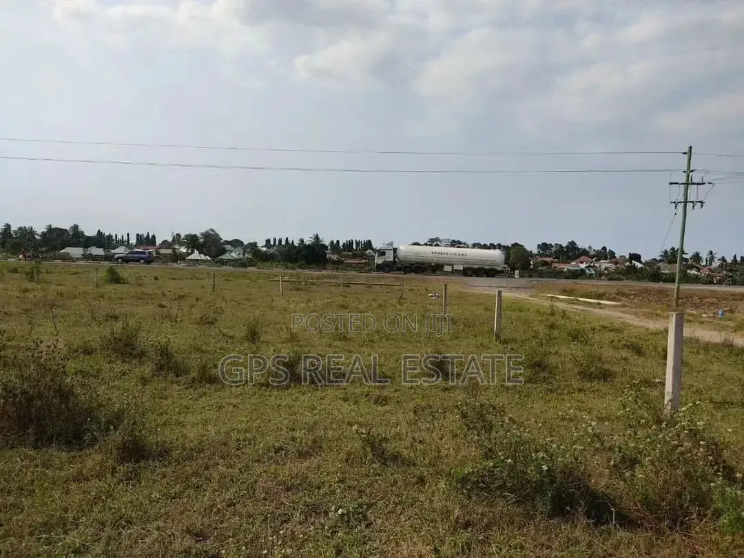1acre Plot for Sale at Bagamoyo Ukuni ( Bagmy Total Energy)