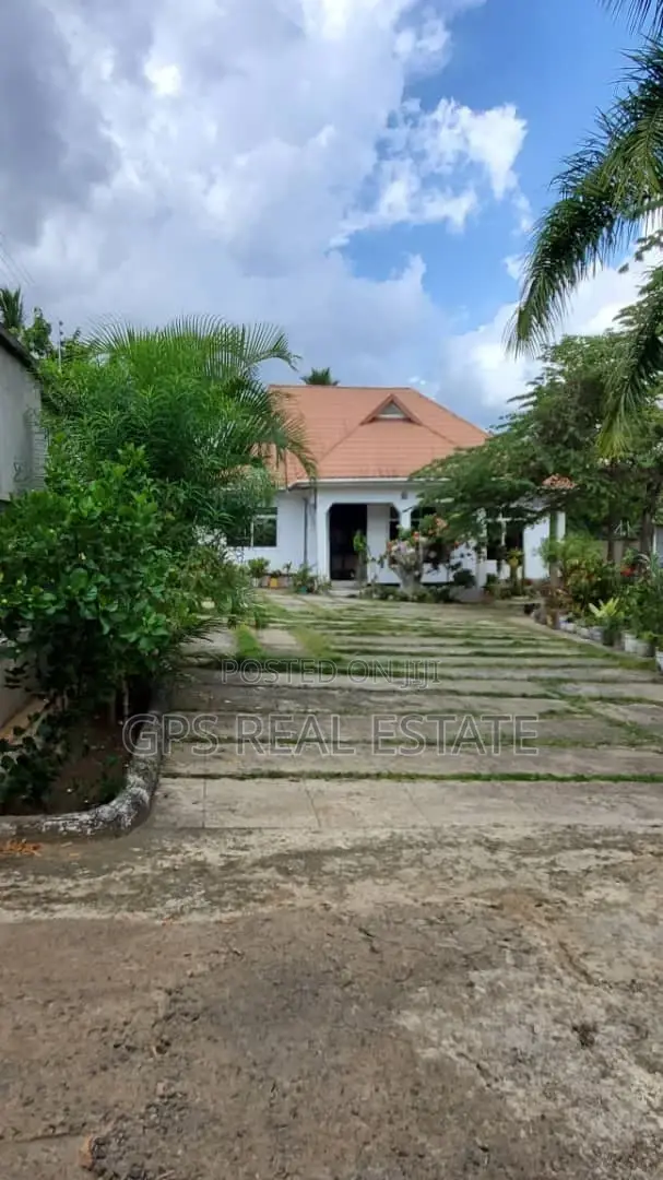 3bdrm House in Mbezi Msakuzi, Kinondoni for sale