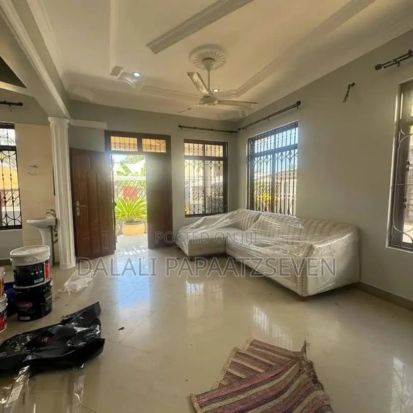 2bdrm Apartment in Dalalipapaatzseven, Kinondoni for rent