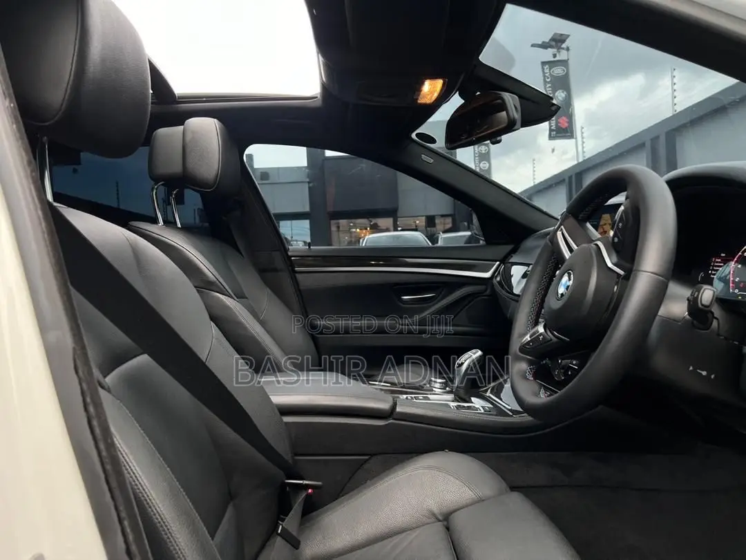 BMW 520i 2015 White