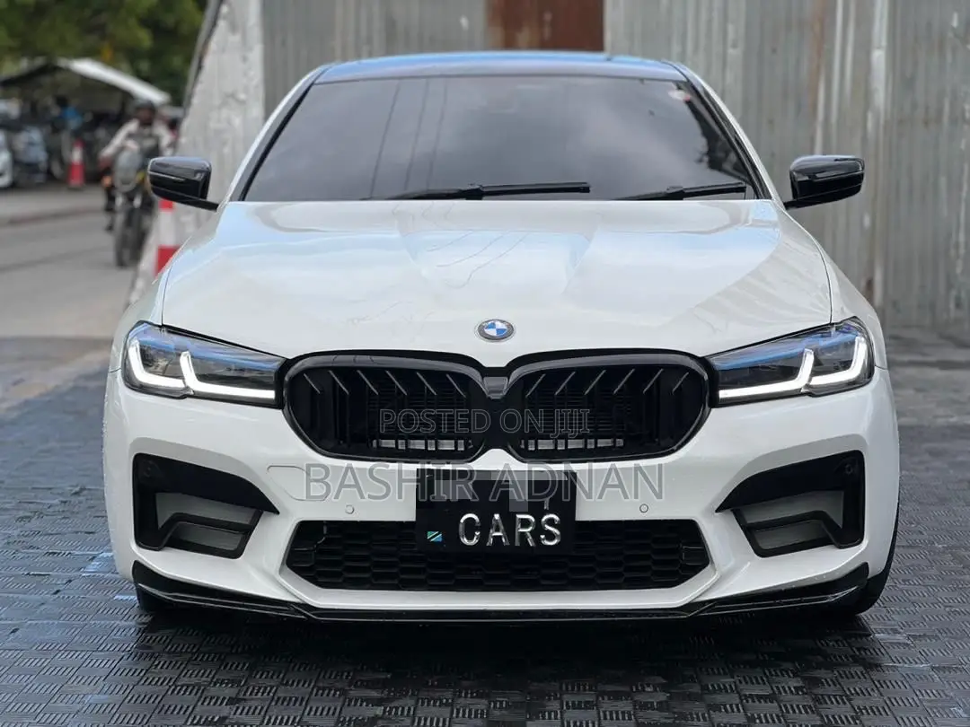 BMW 520i 2015 White