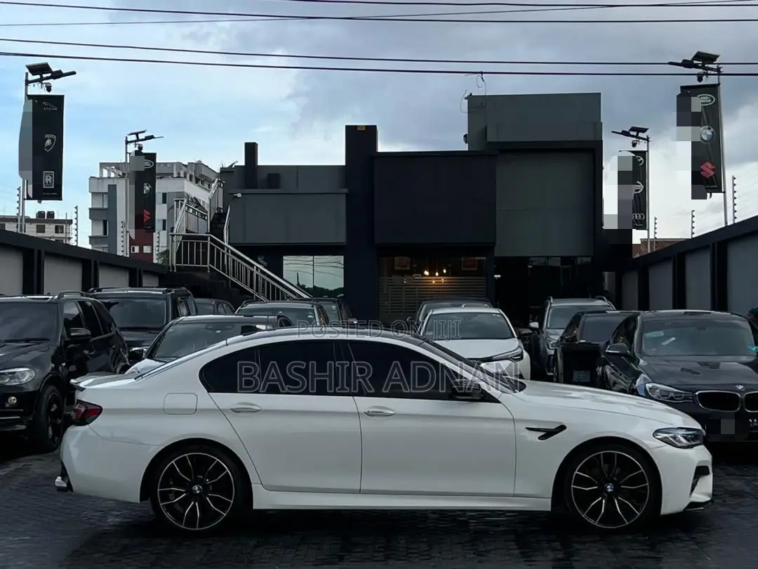 BMW 520i 2015 White