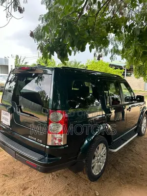 Land Rover Discovery 2014 Black